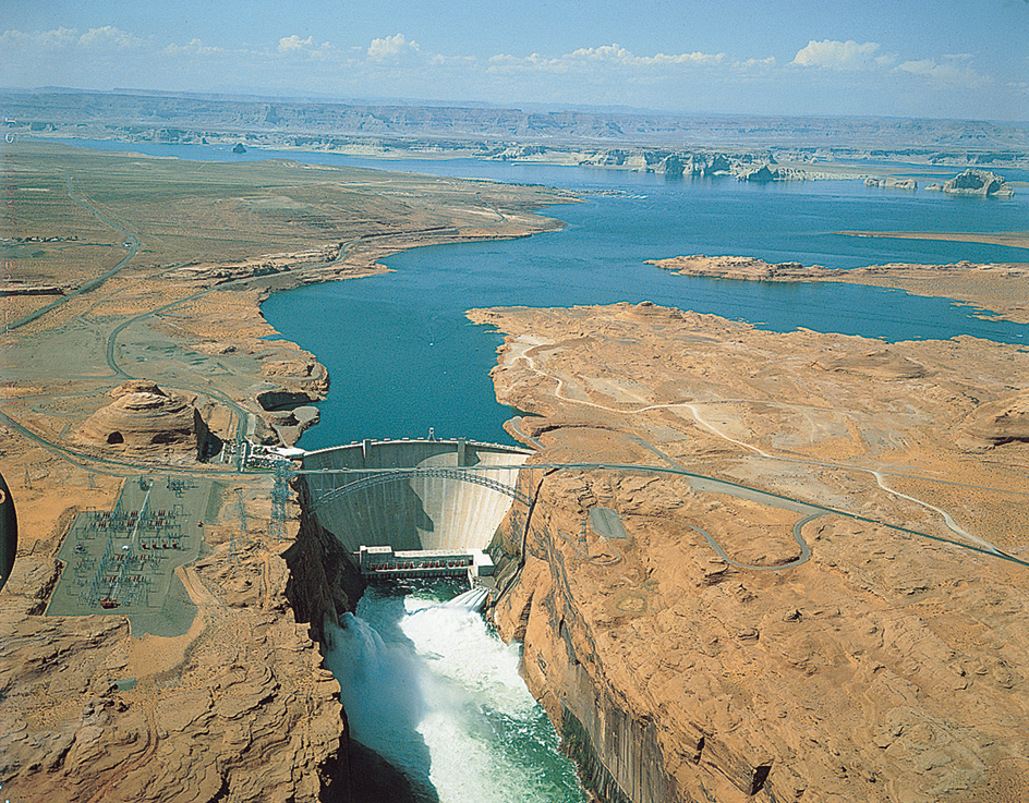 Glen Canyon Dam in Arizona