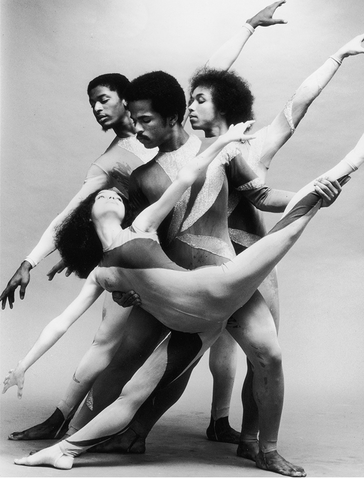 Alvin Ailey (center)