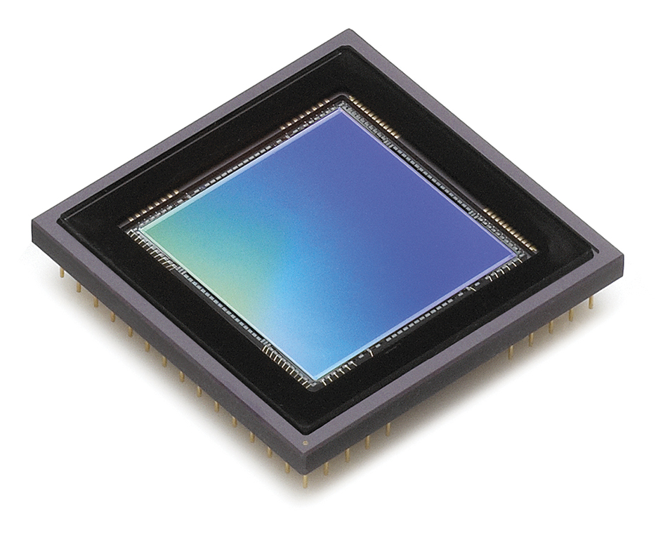 Charge-coupled device (CCD) image sensor