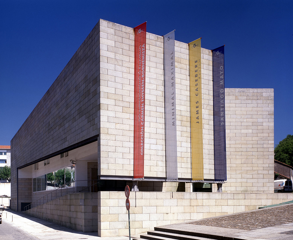 Centro Galego de Arte Contemporánea by Álvaro Siza