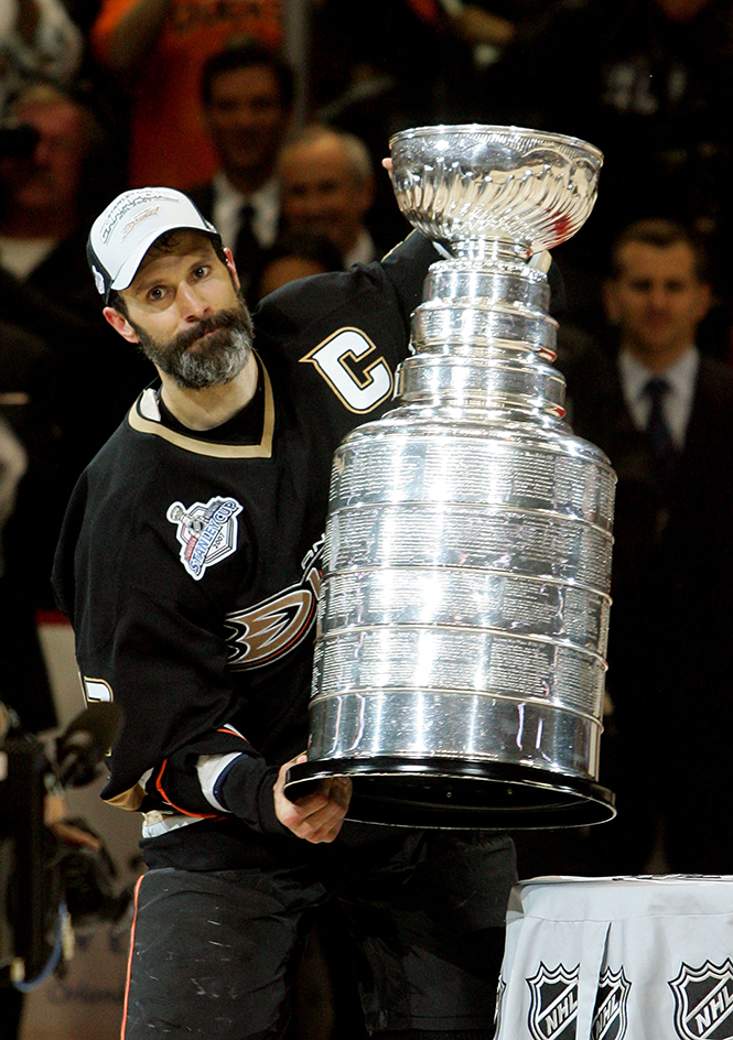 Scott Niedermayer of the Anaheim Ducks