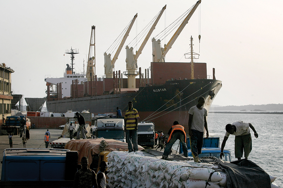 Dockworkers at Conakry