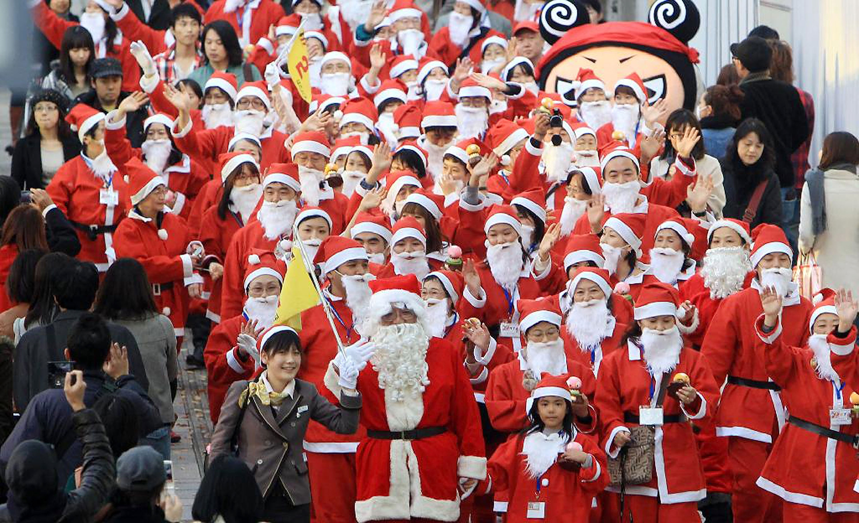 Santa Claus parade in Tokyo