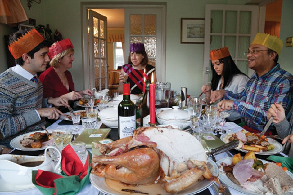 Family Christmas dinner, the United Kingdom