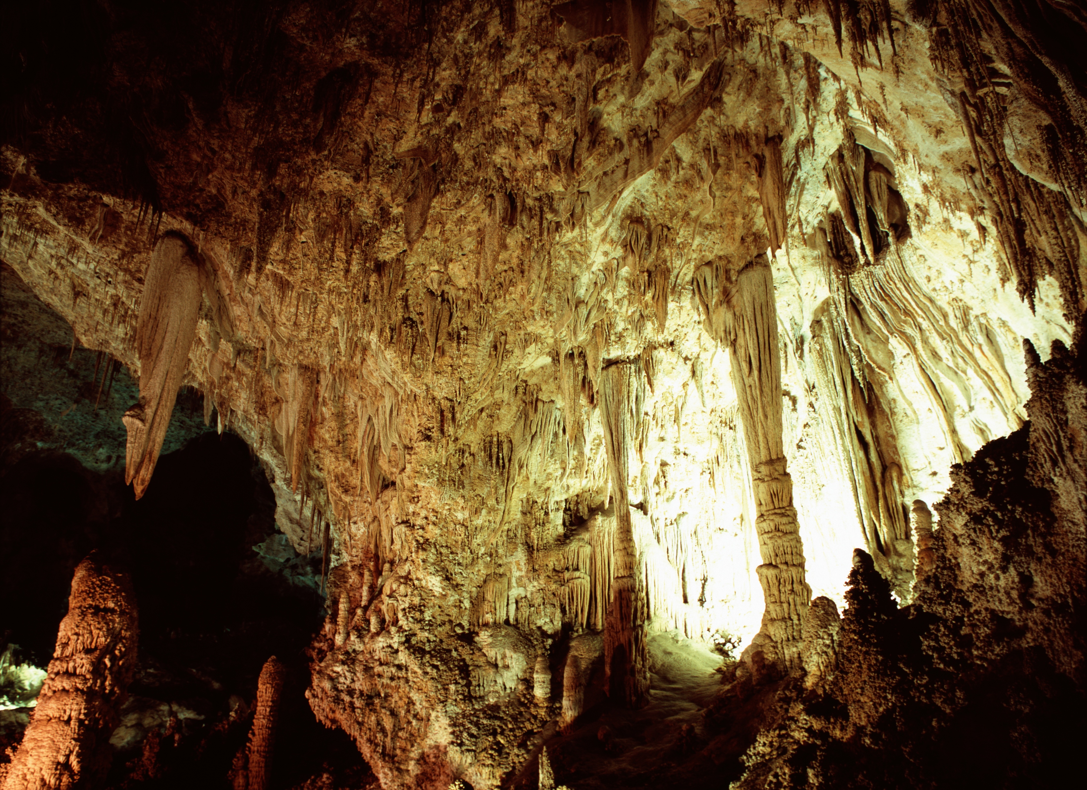 Stalactites and stalagmites in Carlsbad Caverns