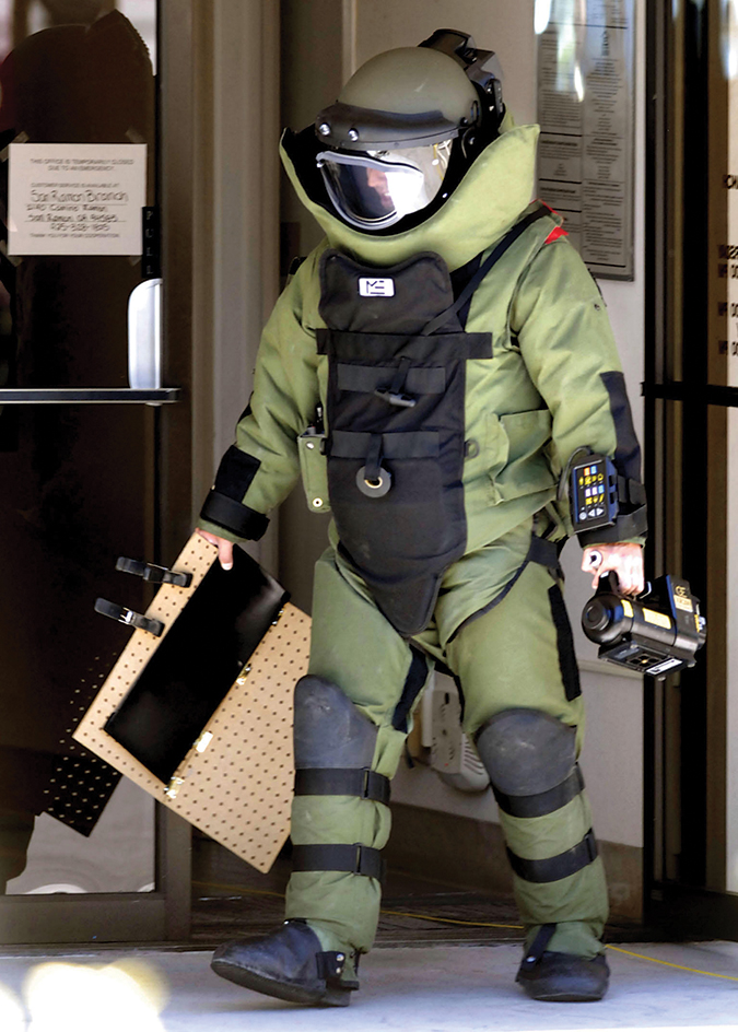 Bomb squad technician