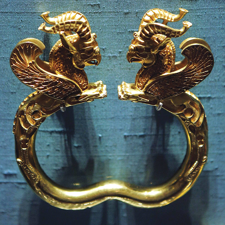 Gold bracelet from ancient Persia