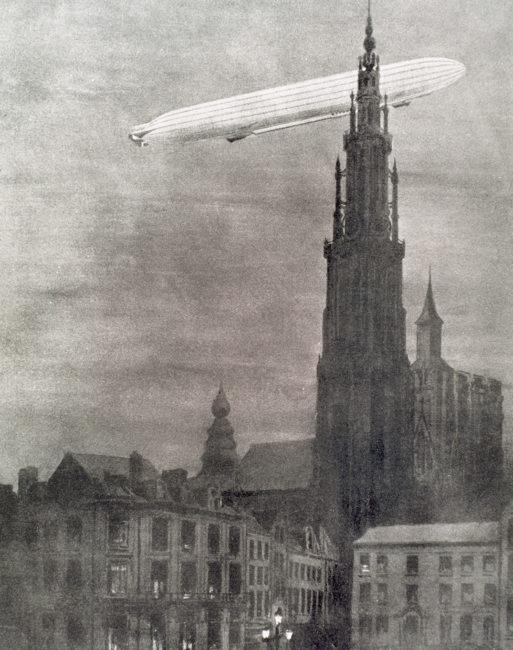 Zeppelin raid on Antwerp, 1914