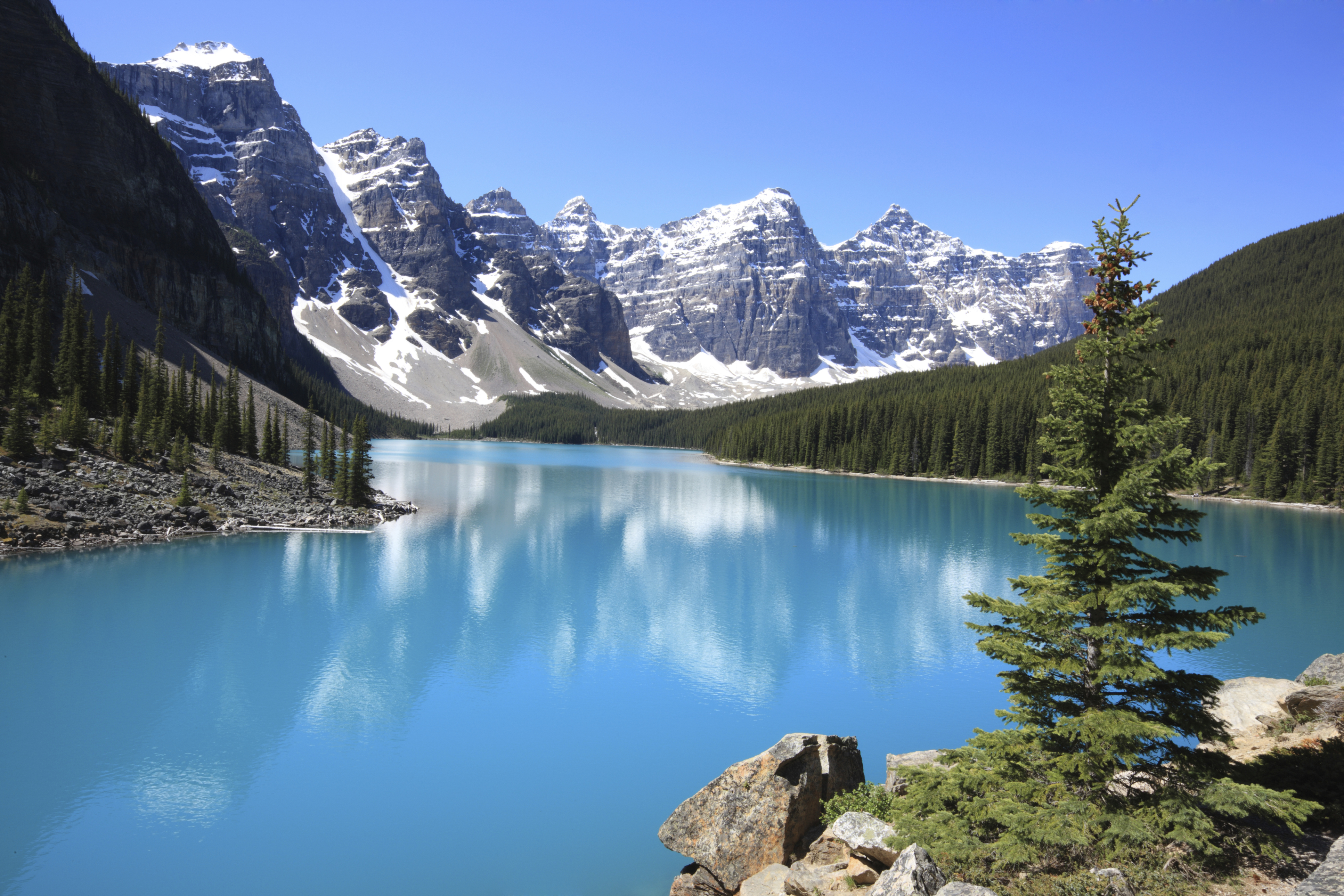 Moraine Lake in Banff National Park