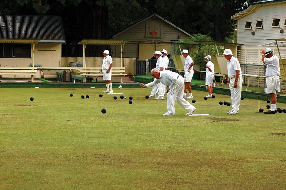 Lawn bowling