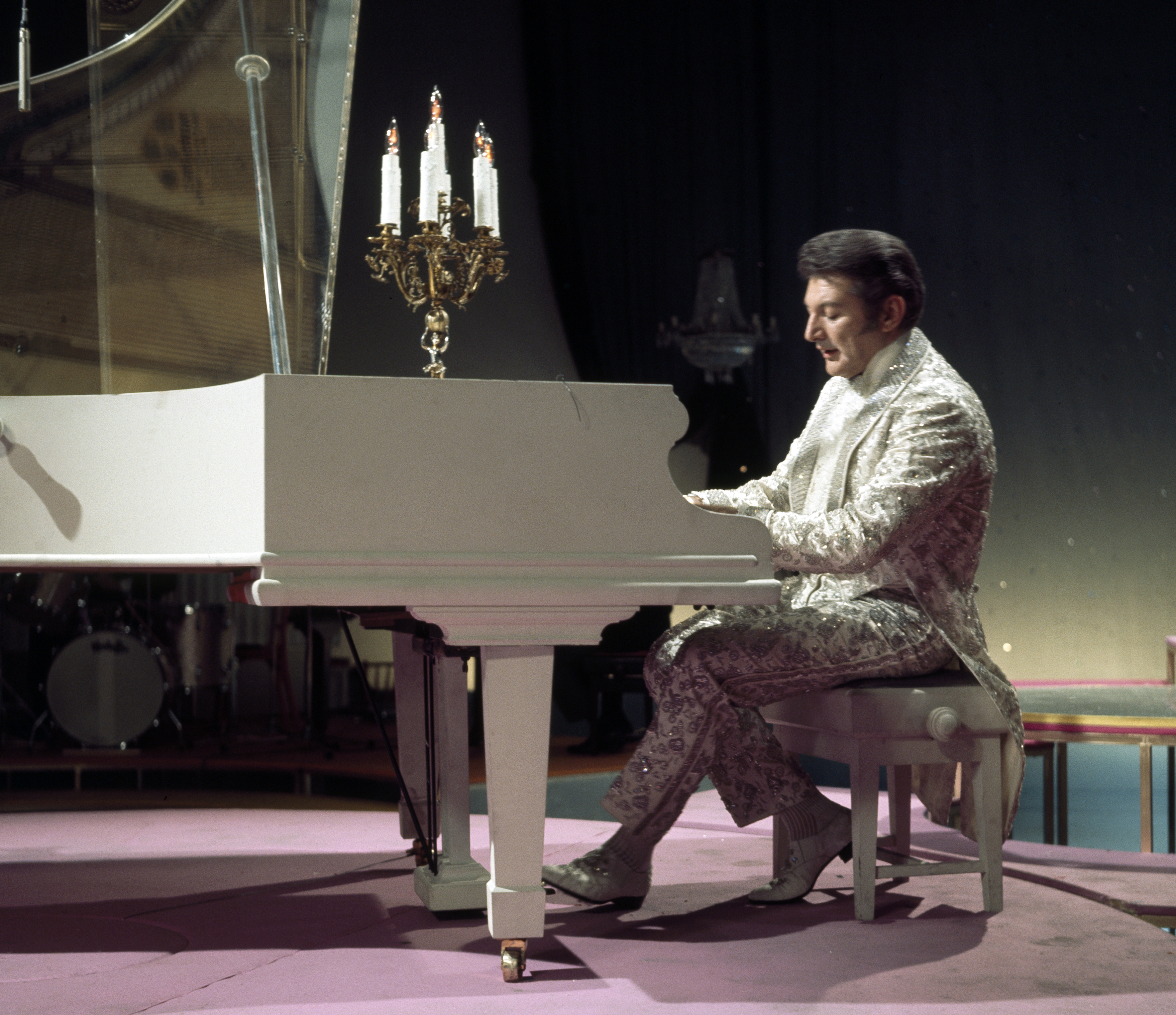 American pianist and entertainer Liberace