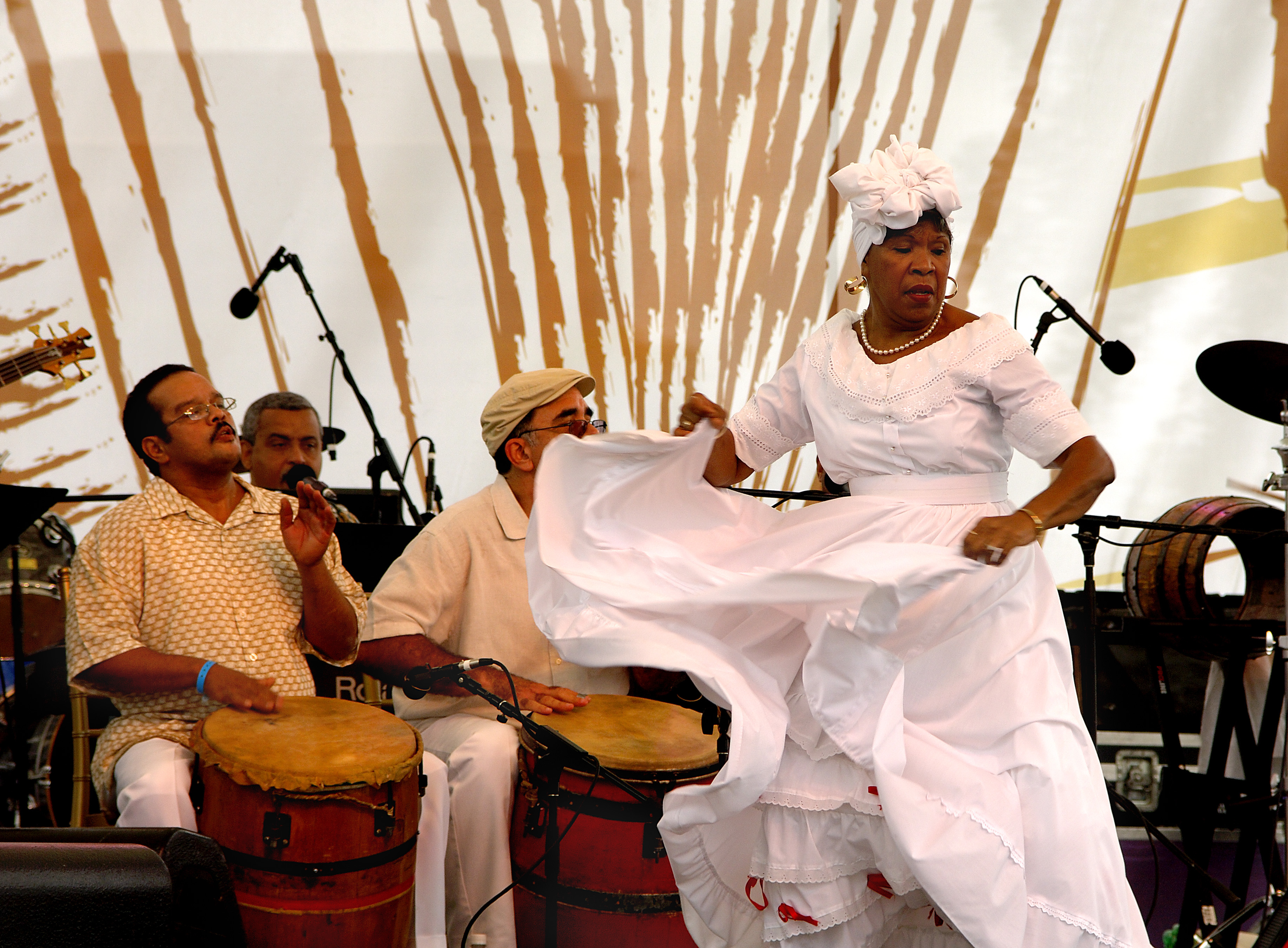 Bomba dancer and musicians, Puerto Rico