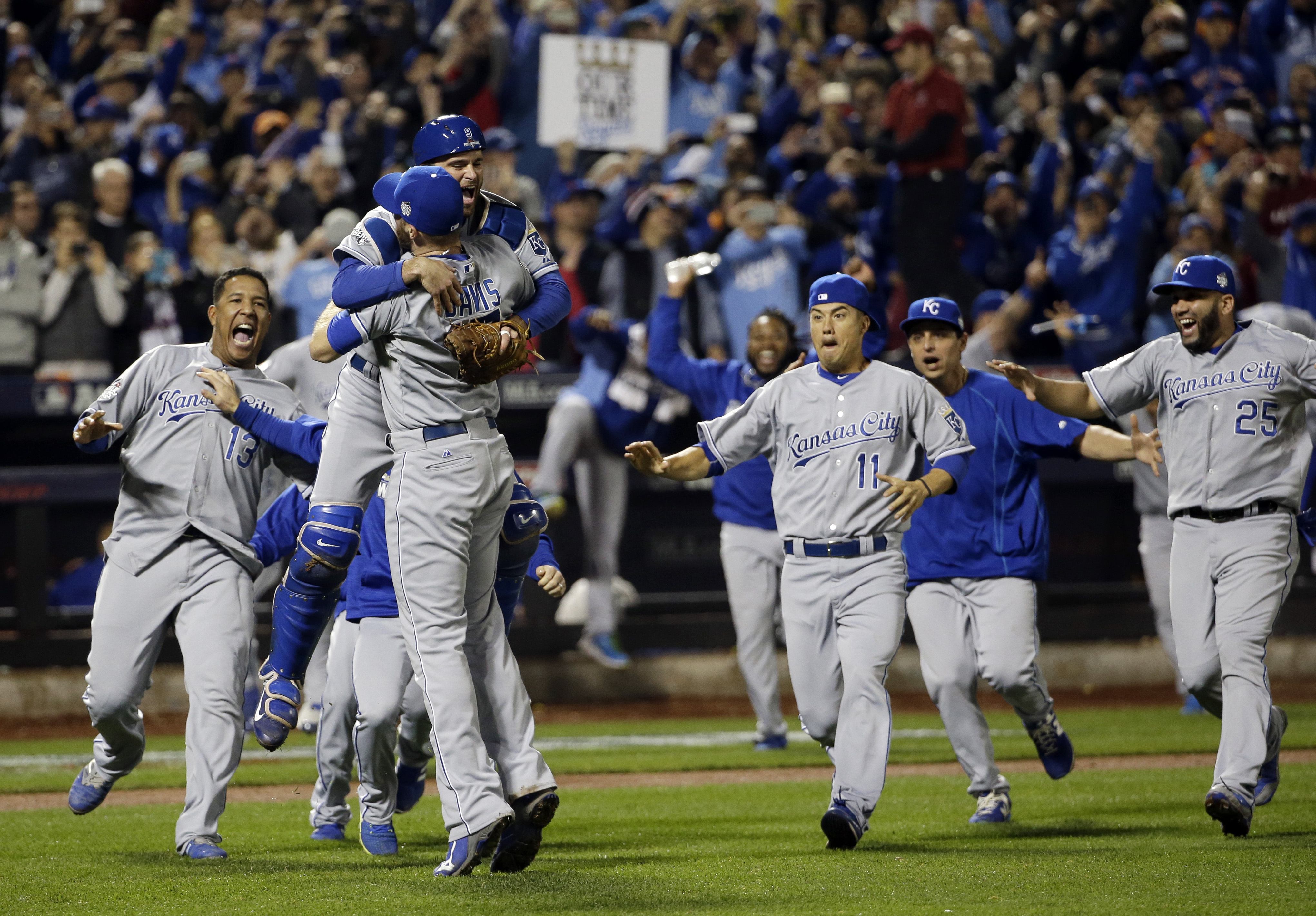 Kansas City Royals win 2015 World Series