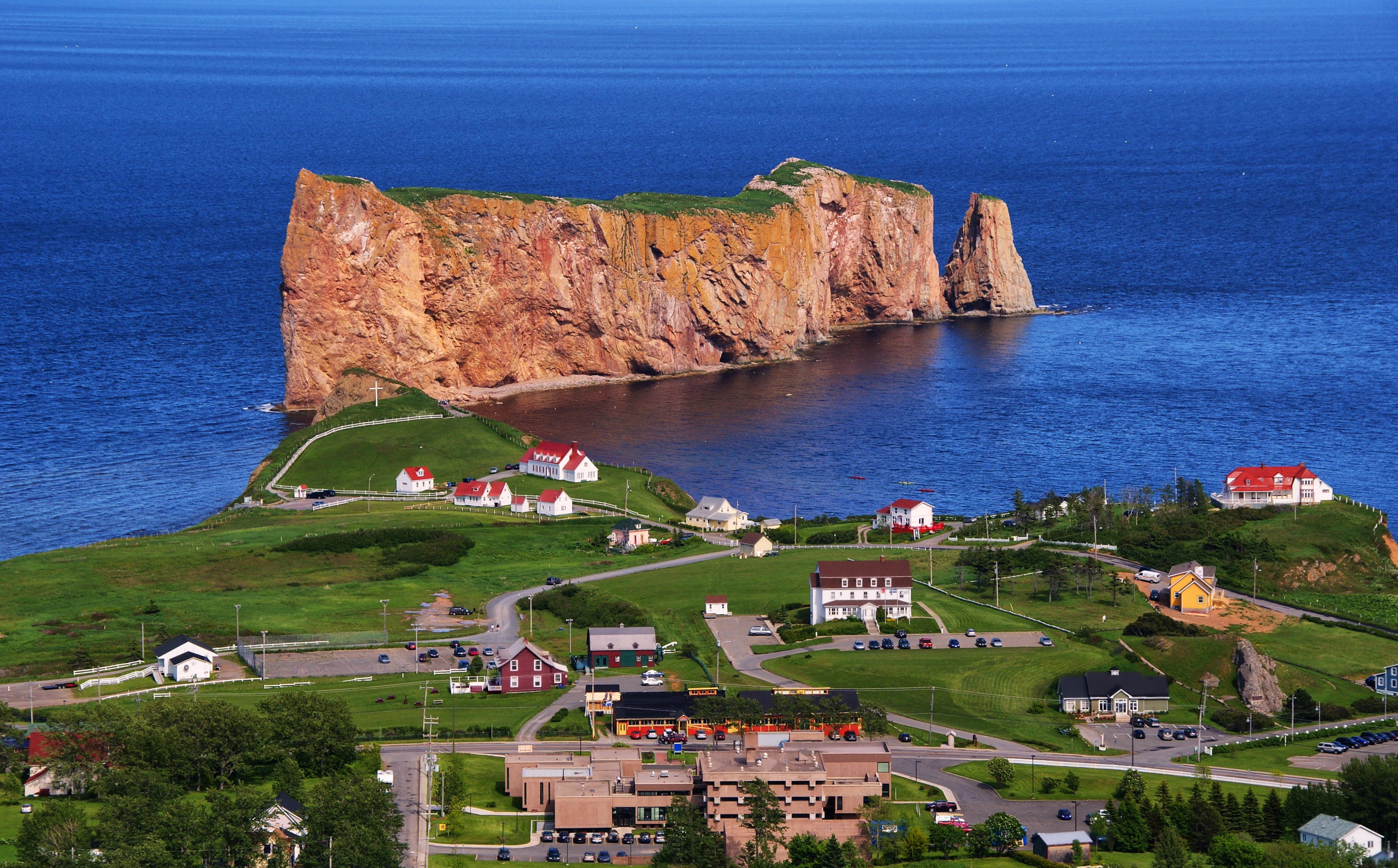 Percé Rock, Gaspé Peninsula, Quebec, Canada