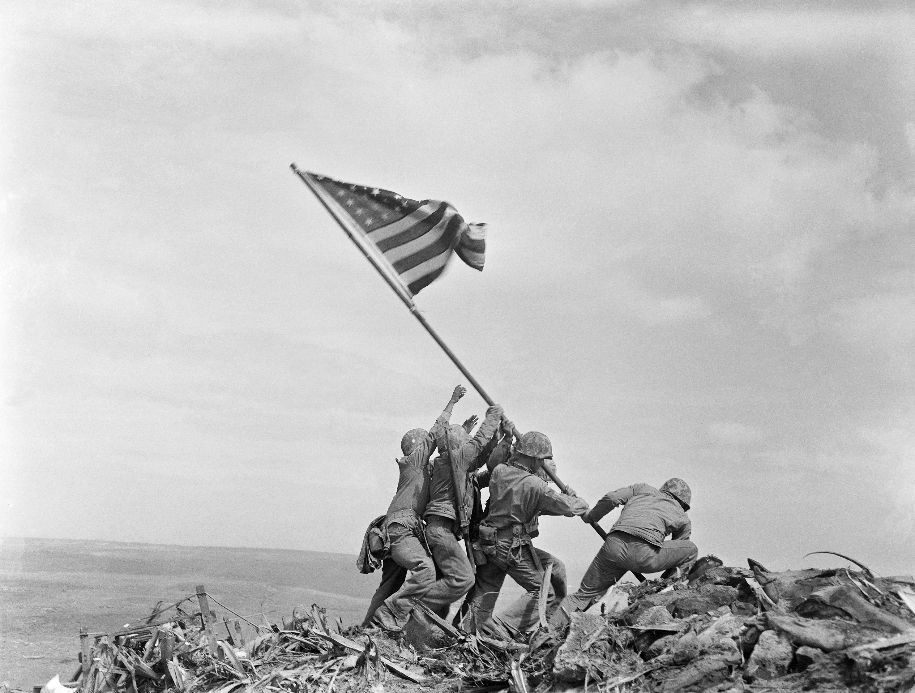 Flag raising on Iwo Jima