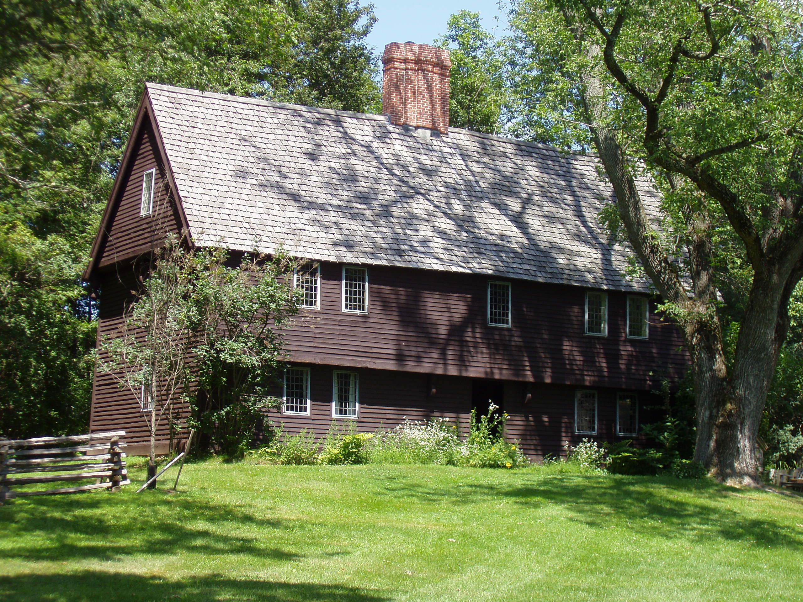 Parson Capen House in Massachusetts