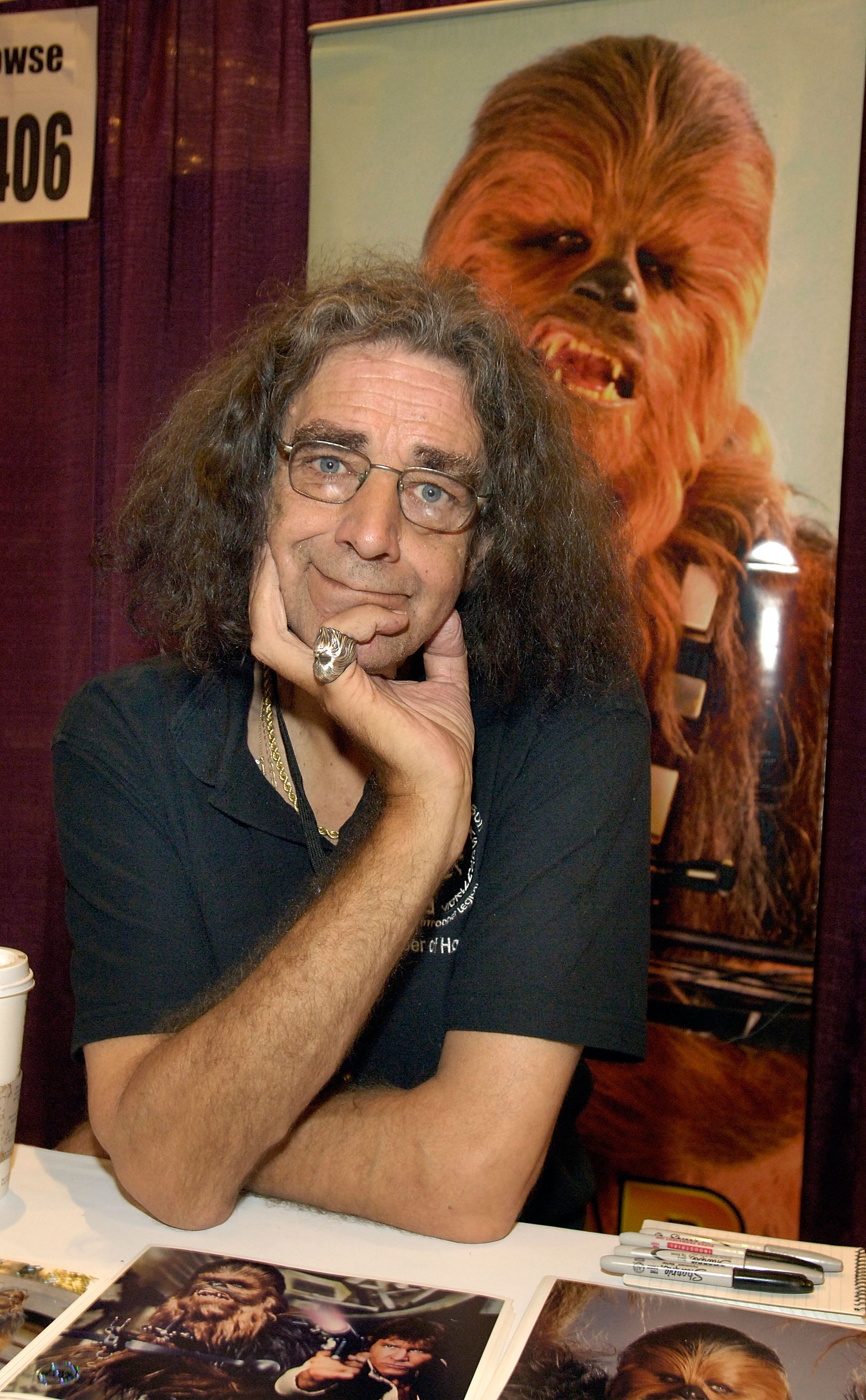 The English American actor Peter Mayhew