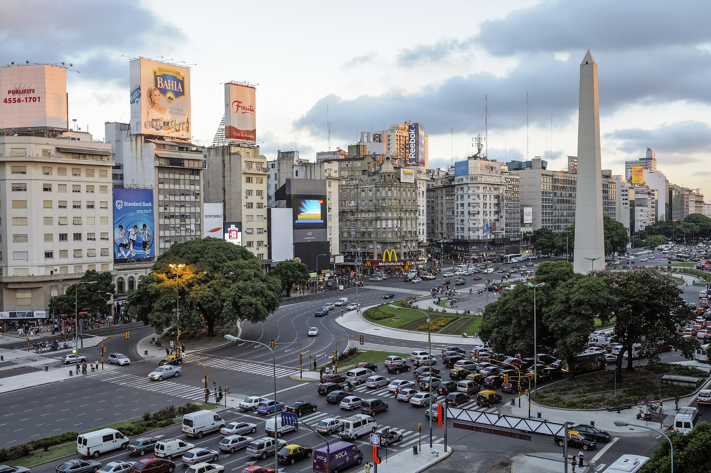 Obelisco monument in Buenos Aires, Argentina