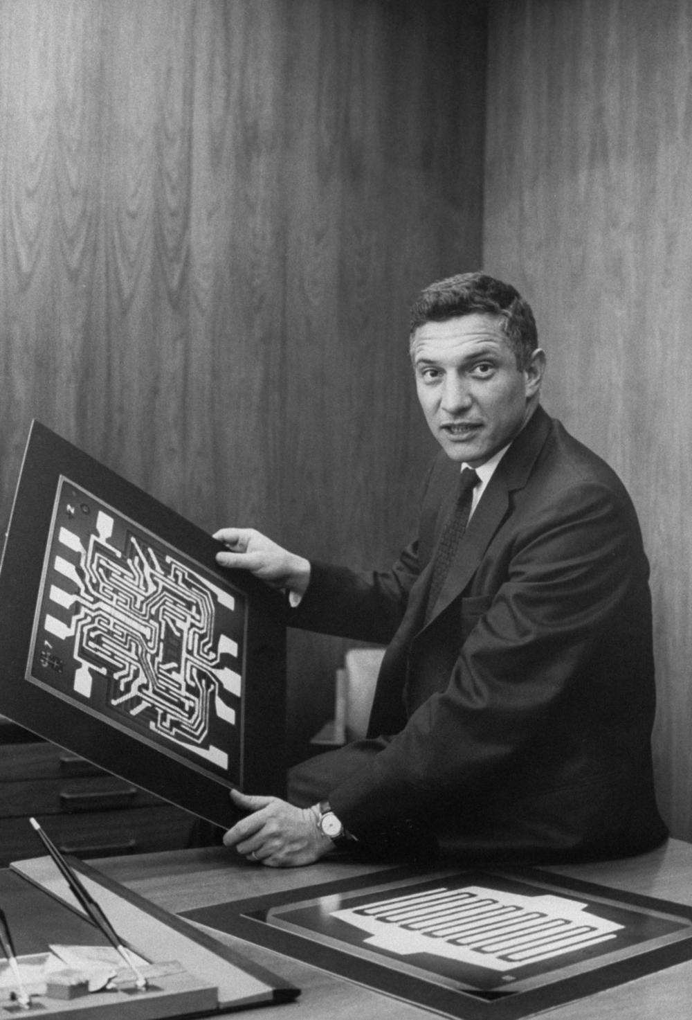 Inventor Robert Noyce