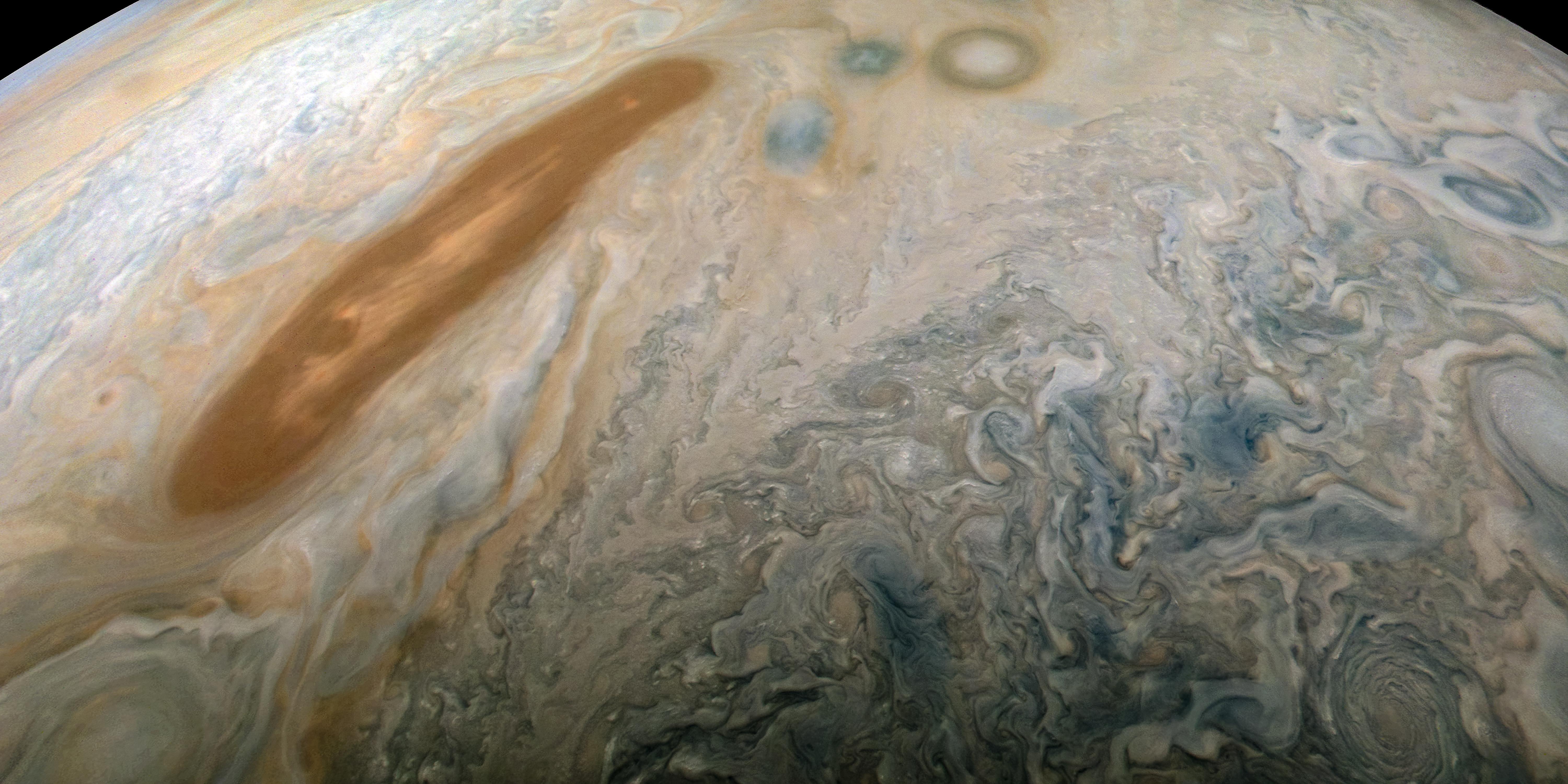 Stormy weather on Jupiter