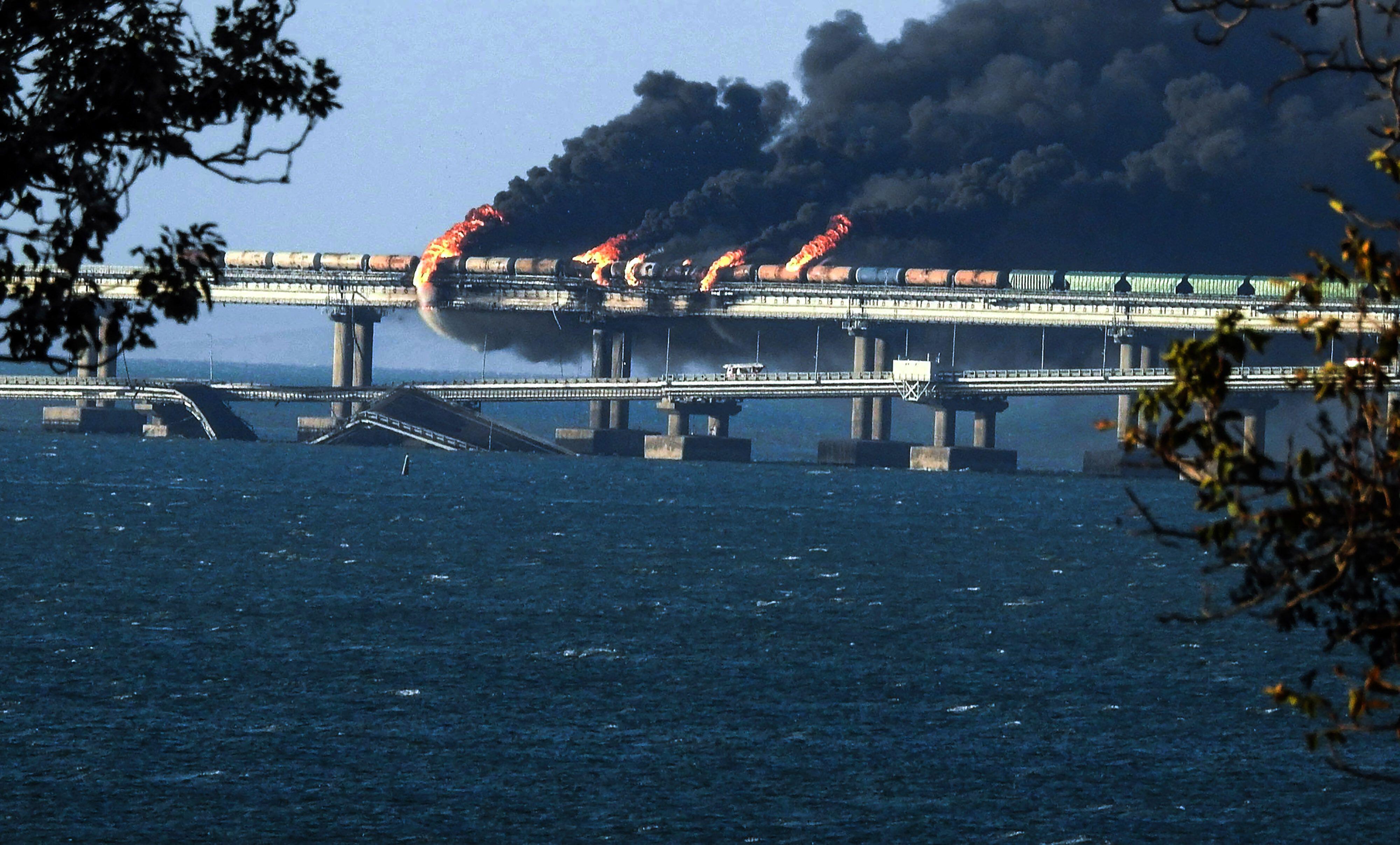 Kerch Strait Bridge attacked during the Ukraine War