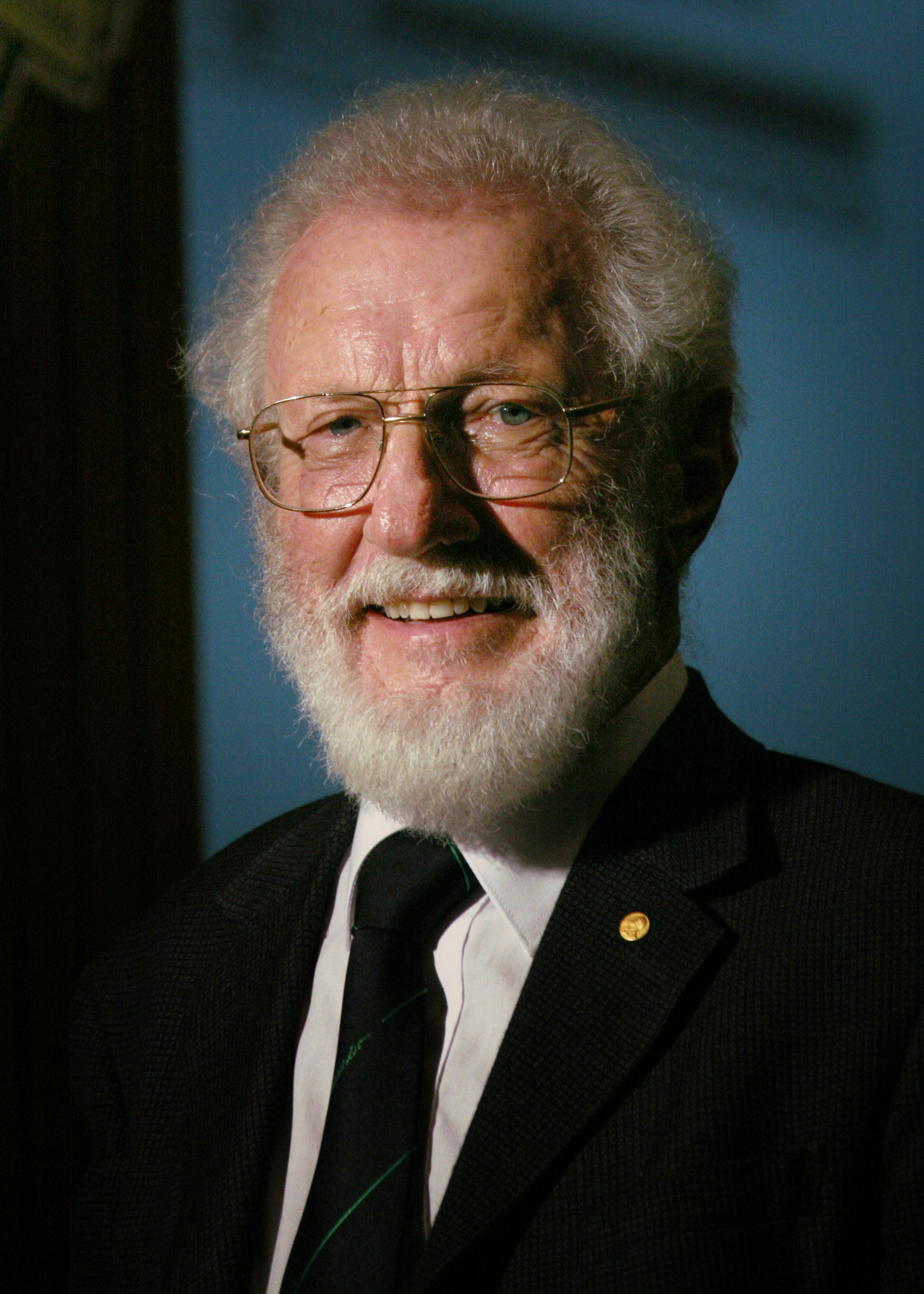 Herbert Kroemer, a winner of the 2000 Nobel Prize in physics