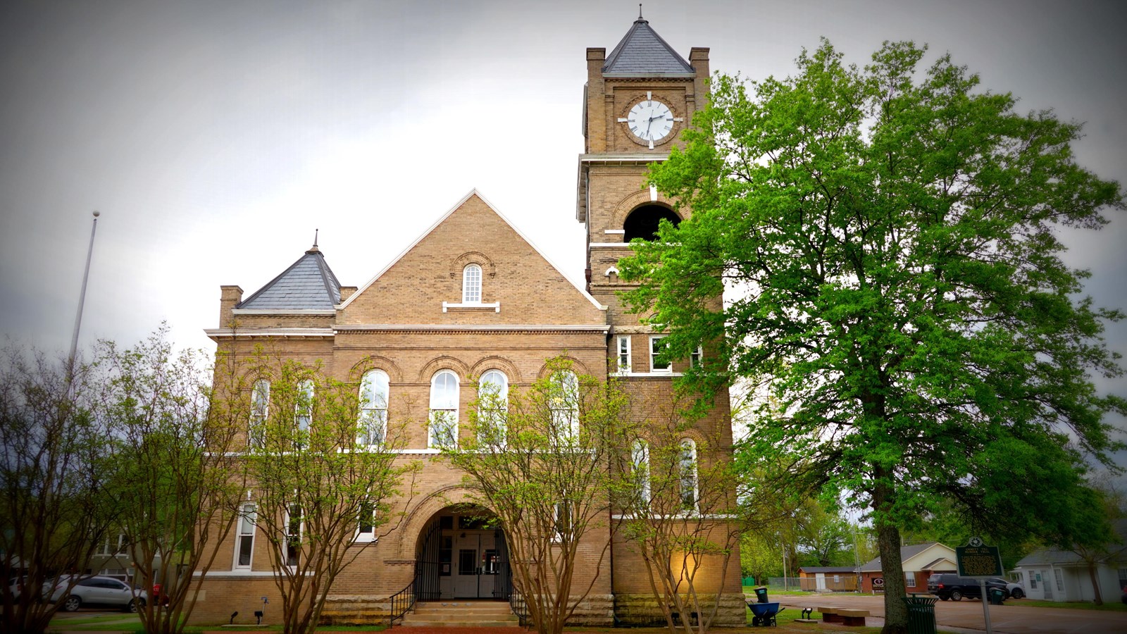 Tallahatchie County Courthouse in Sumner, Mississippi