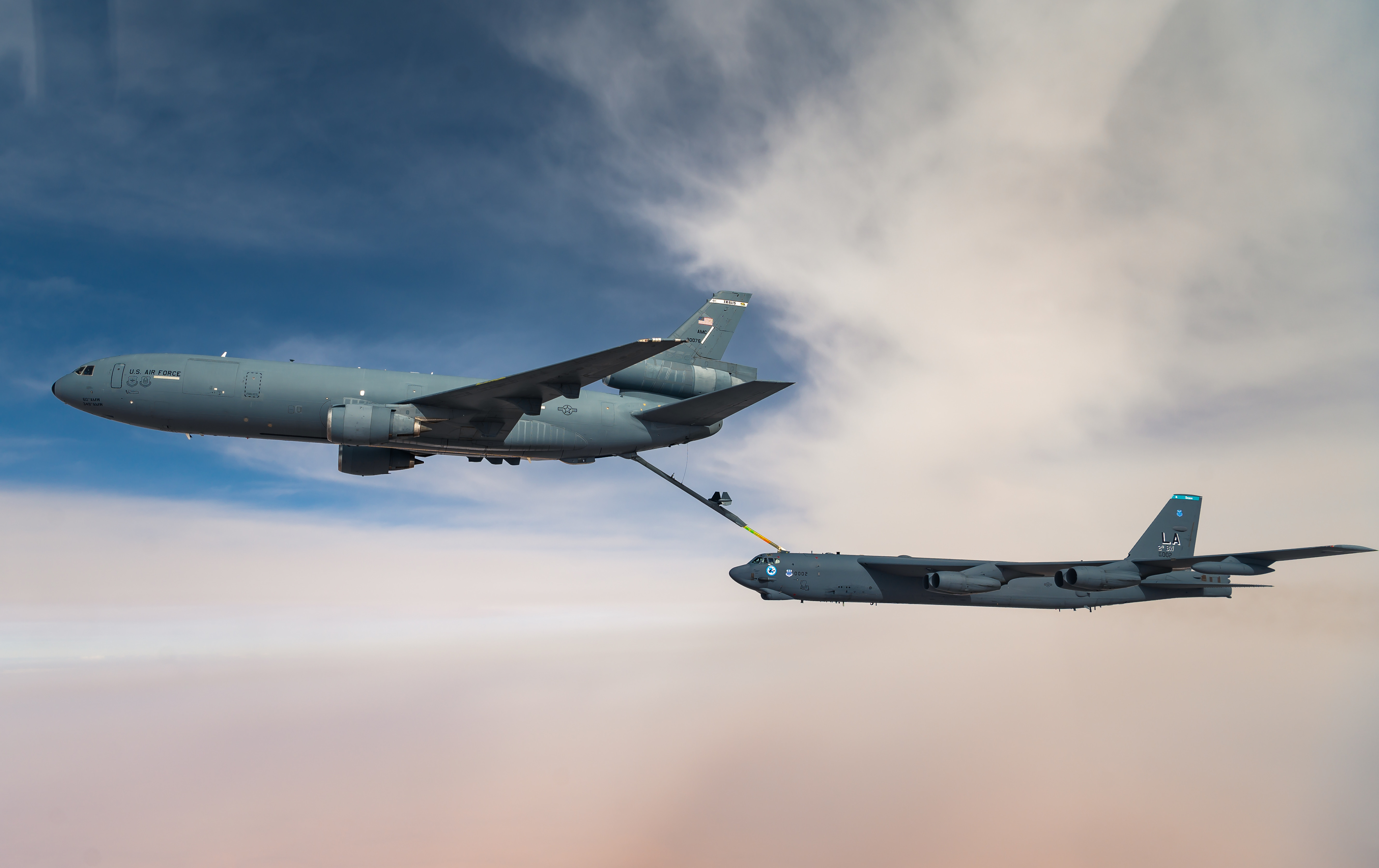 KC-10 tanker